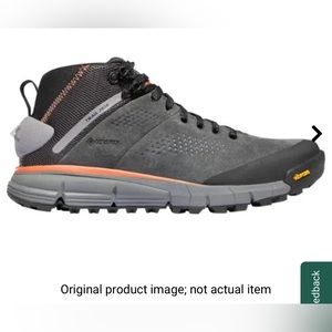 Women’s Danner waterproof hiking boots, size 9.5